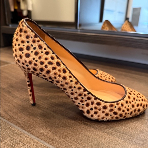 Christian Louboutin Fifi 85 Pony Jungle Pumps Round Toe Heels
